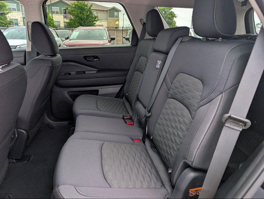 new 2026 Nissan Pathfinder car, priced at $35,751
