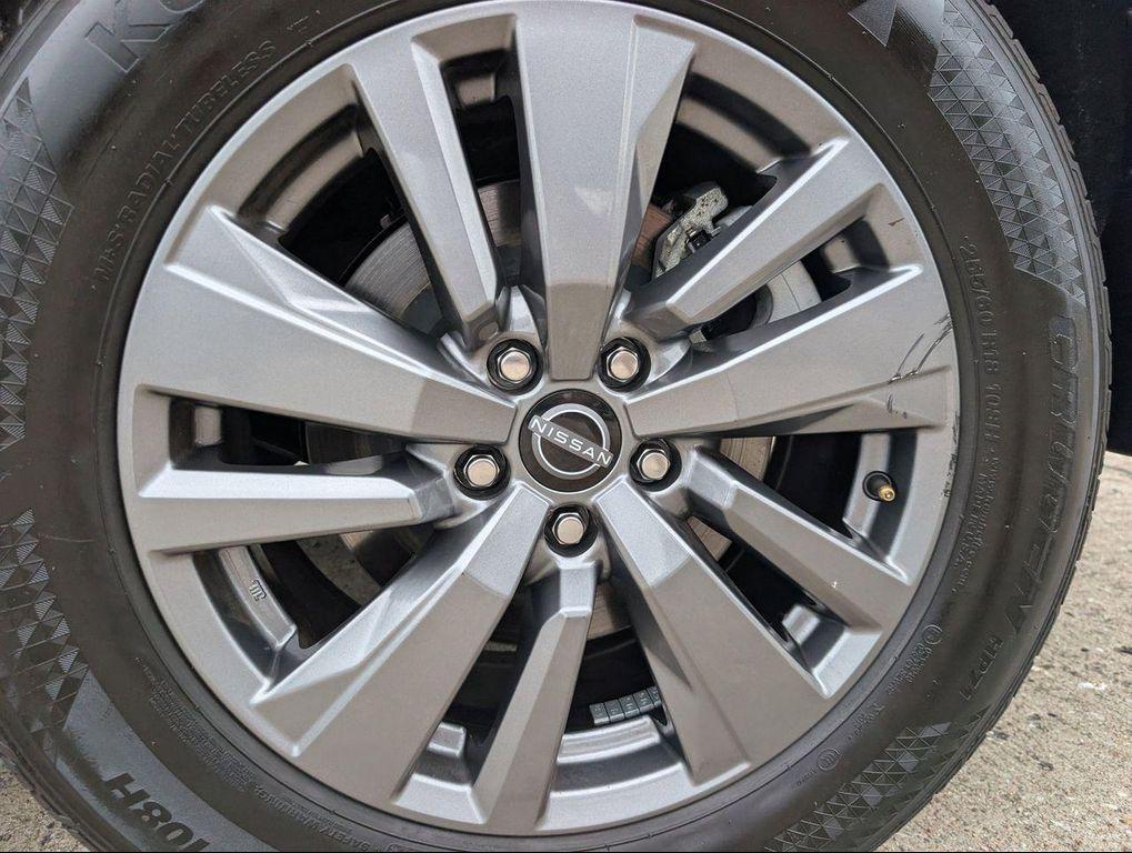 used 2024 Nissan Pathfinder car, priced at $27,699