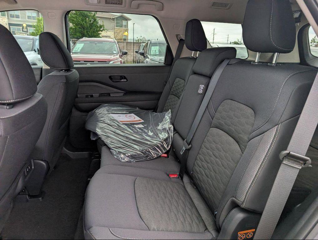 new 2026 Nissan Pathfinder car, priced at $39,700