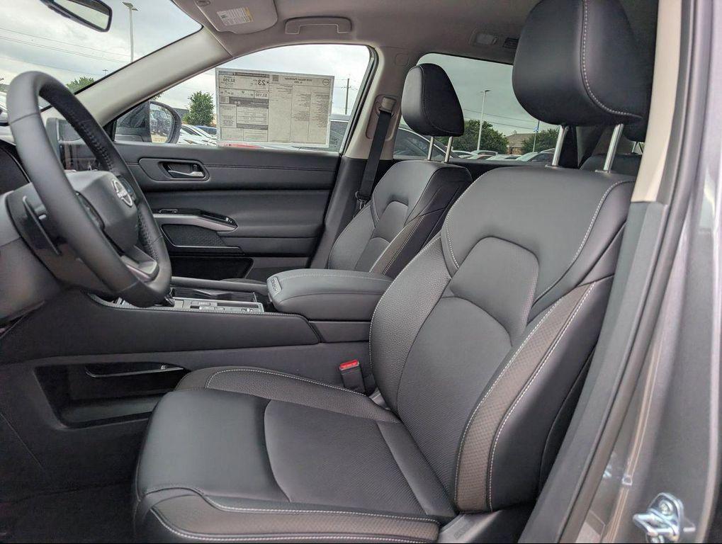 new 2026 Nissan Pathfinder car, priced at $38,227