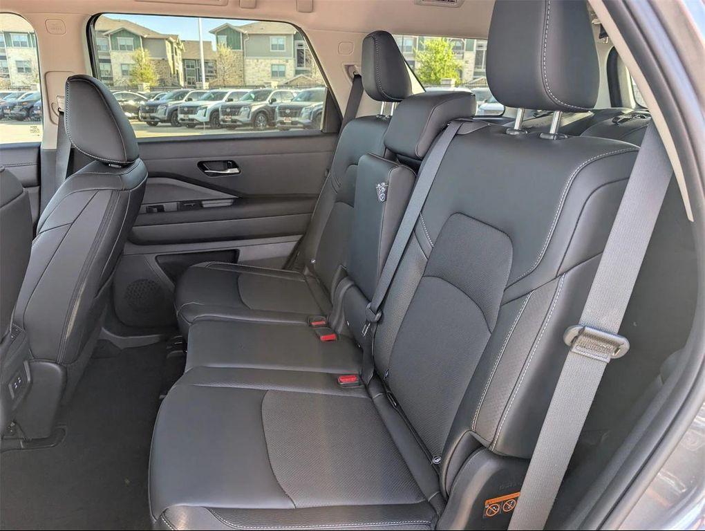 new 2026 Nissan Pathfinder car, priced at $40,010
