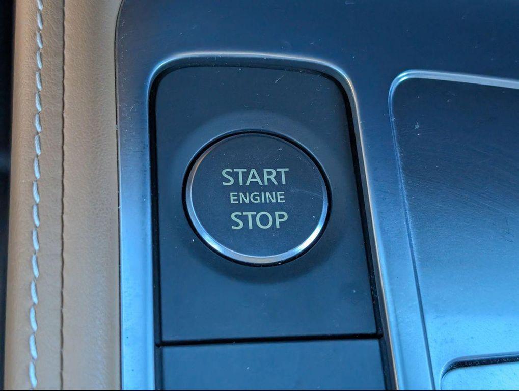 used 2025 INFINITI QX60 car, priced at $43,577