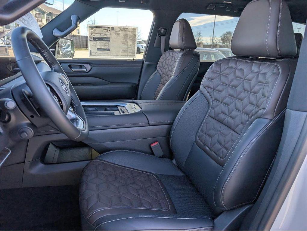 new 2026 Nissan Armada car, priced at $76,370