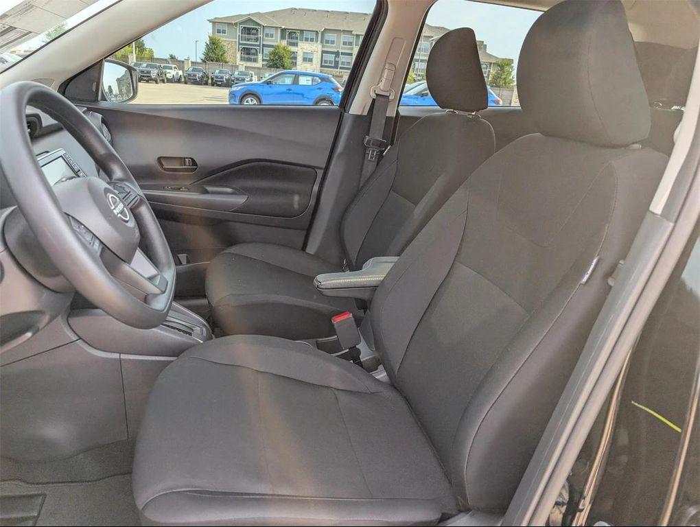 new 2025 Nissan Kicks car, priced at $17,038