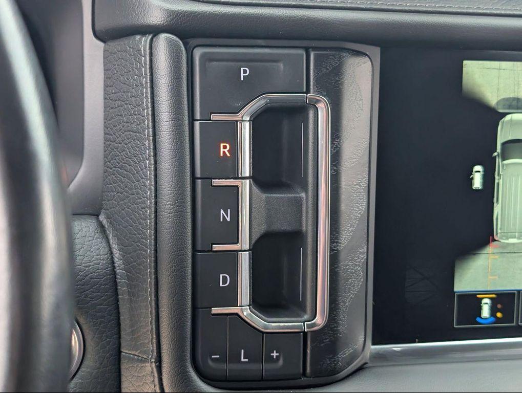used 2022 GMC Yukon XL car, priced at $45,877
