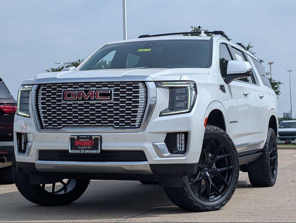 used 2022 GMC Yukon XL car, priced at $45,877