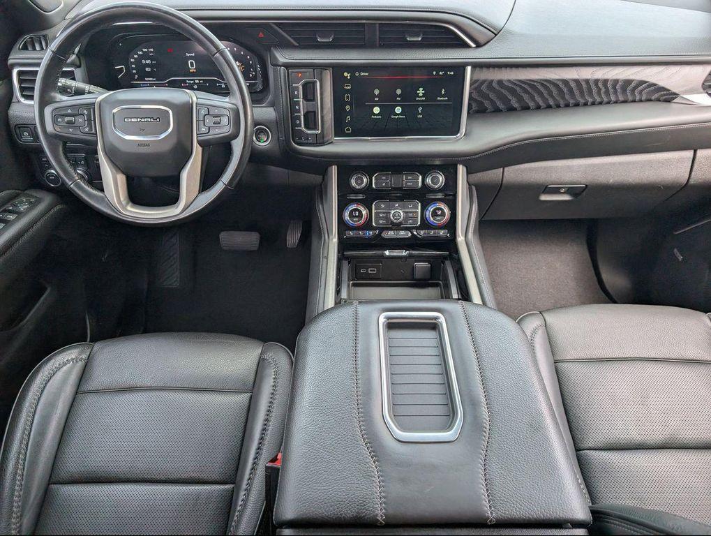 used 2022 GMC Yukon XL car, priced at $45,877