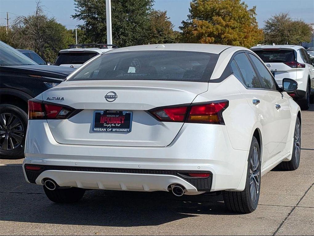 new 2025 Nissan Altima car, priced at $25,075