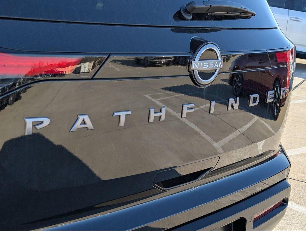 new 2026 Nissan Pathfinder car, priced at $35,701