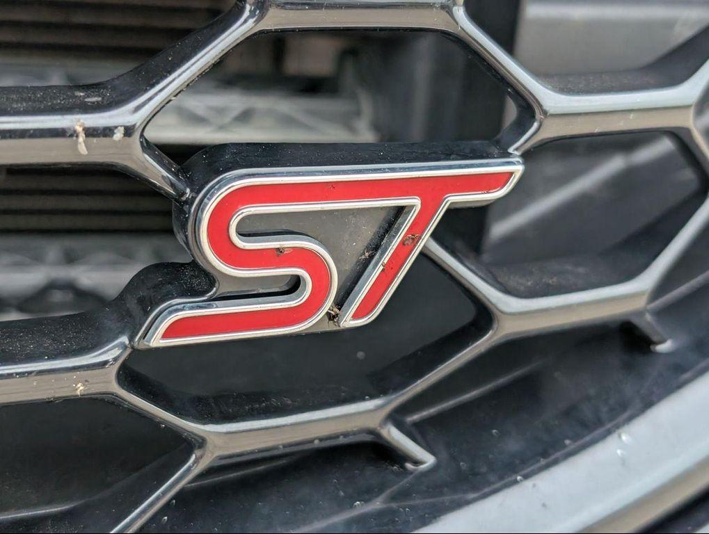 used 2019 Ford Edge car, priced at $19,200