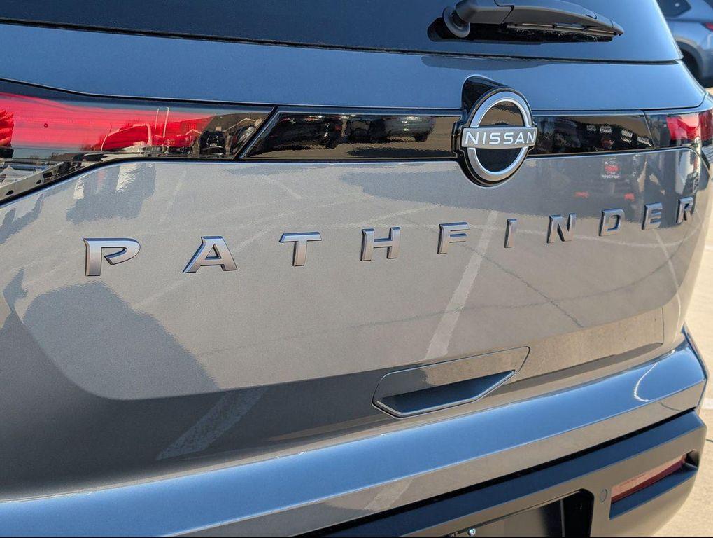 new 2026 Nissan Pathfinder car, priced at $35,701