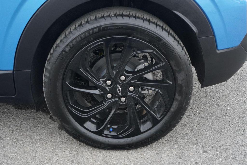 new 2027 Chevrolet Bolt car, priced at $29,985