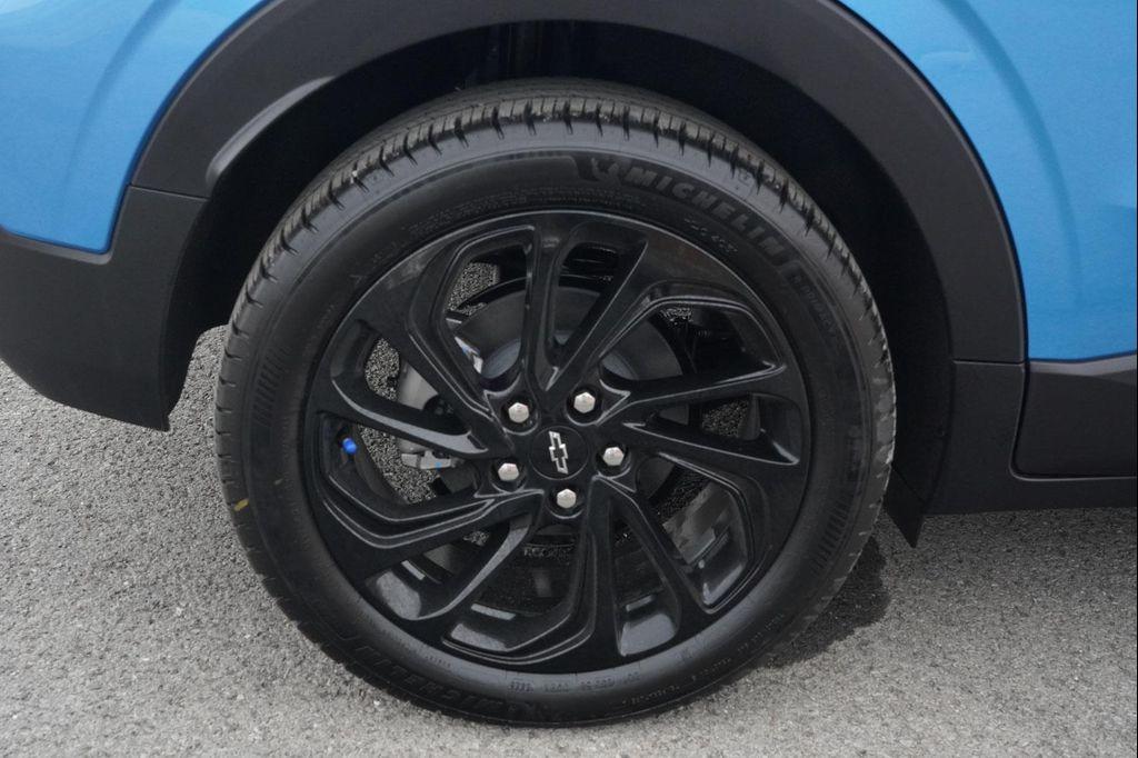 new 2027 Chevrolet Bolt car, priced at $29,985
