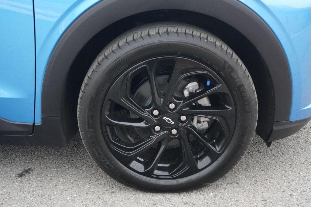 new 2027 Chevrolet Bolt car, priced at $29,985