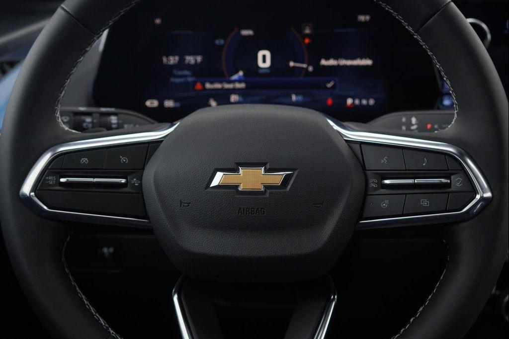 new 2025 Chevrolet Equinox EV car, priced at $41,080