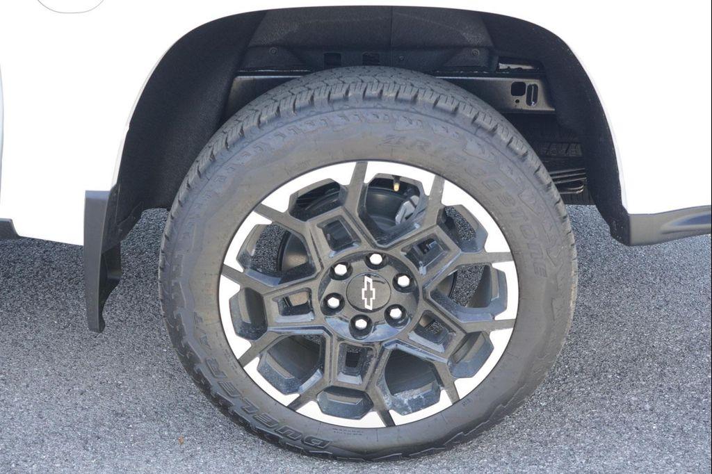 new 2026 Chevrolet Colorado car, priced at $45,605