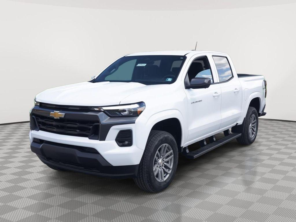 new 2026 Chevrolet Colorado car, priced at $43,140