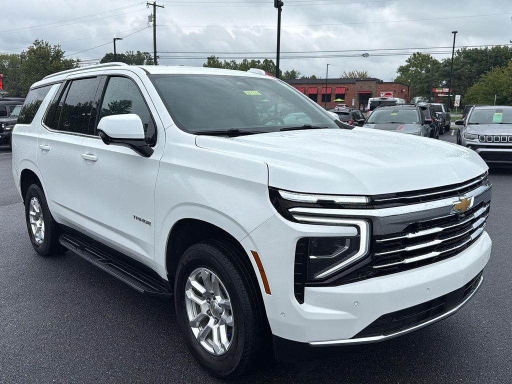 used 2025 Chevrolet Tahoe car, priced at $52,290