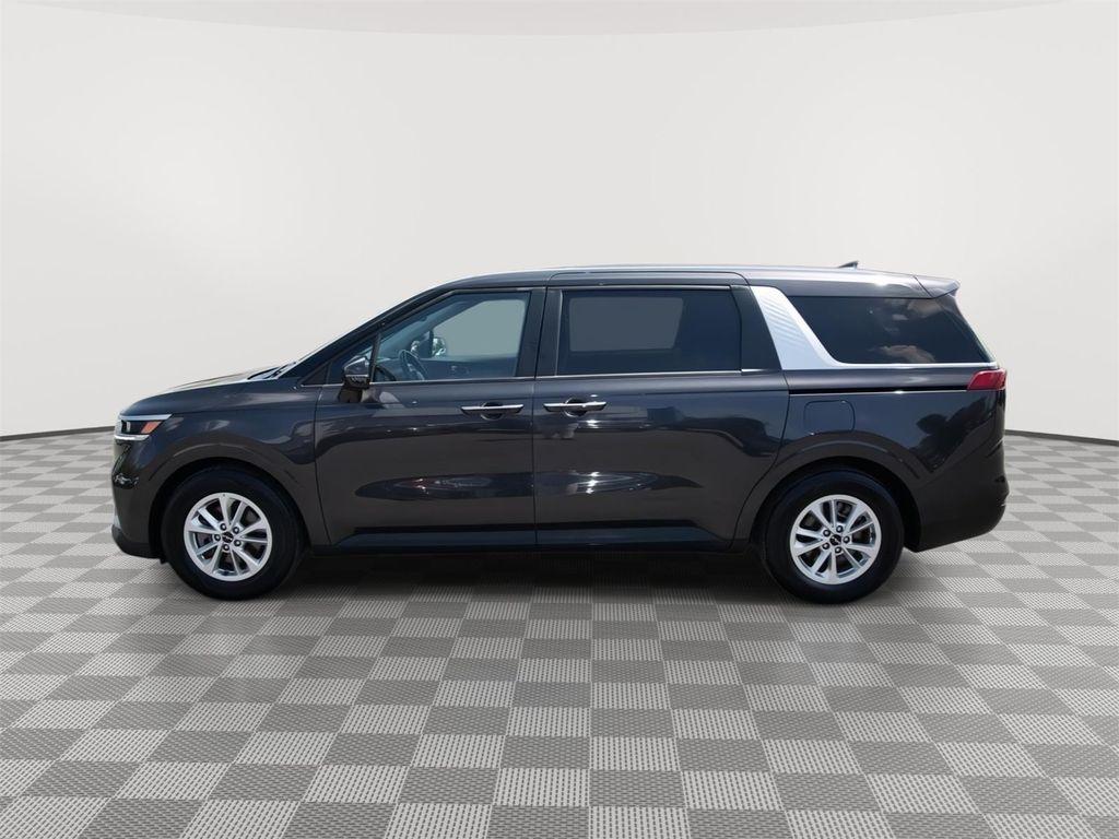 used 2022 Kia Carnival car, priced at $20,000