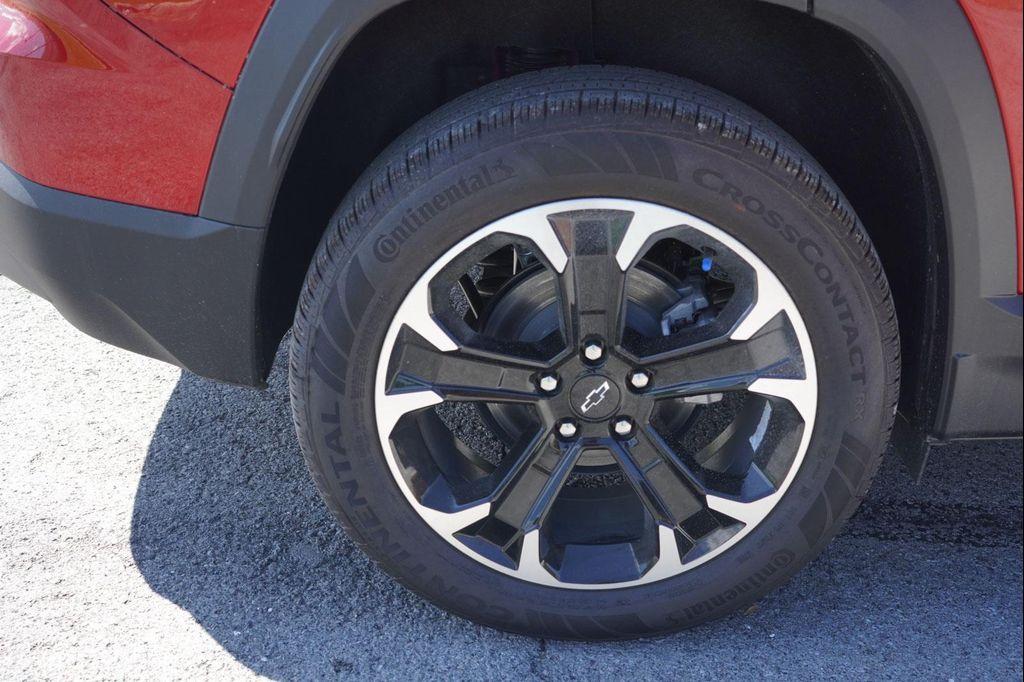 new 2026 Chevrolet Equinox car, priced at $28,770