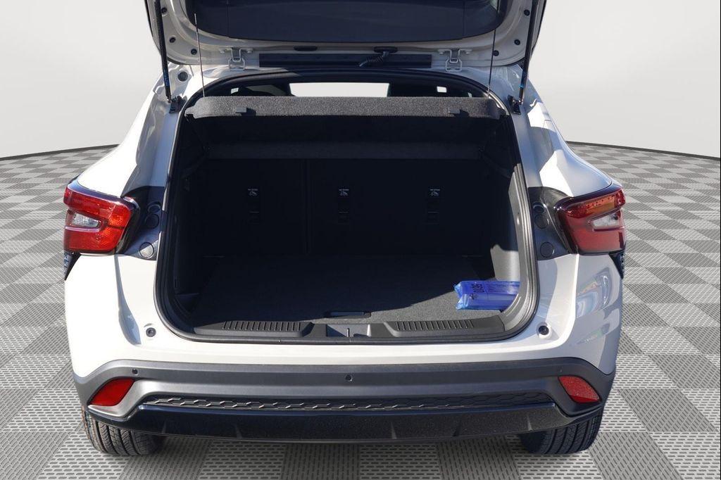 new 2026 Chevrolet Trax car, priced at $27,070