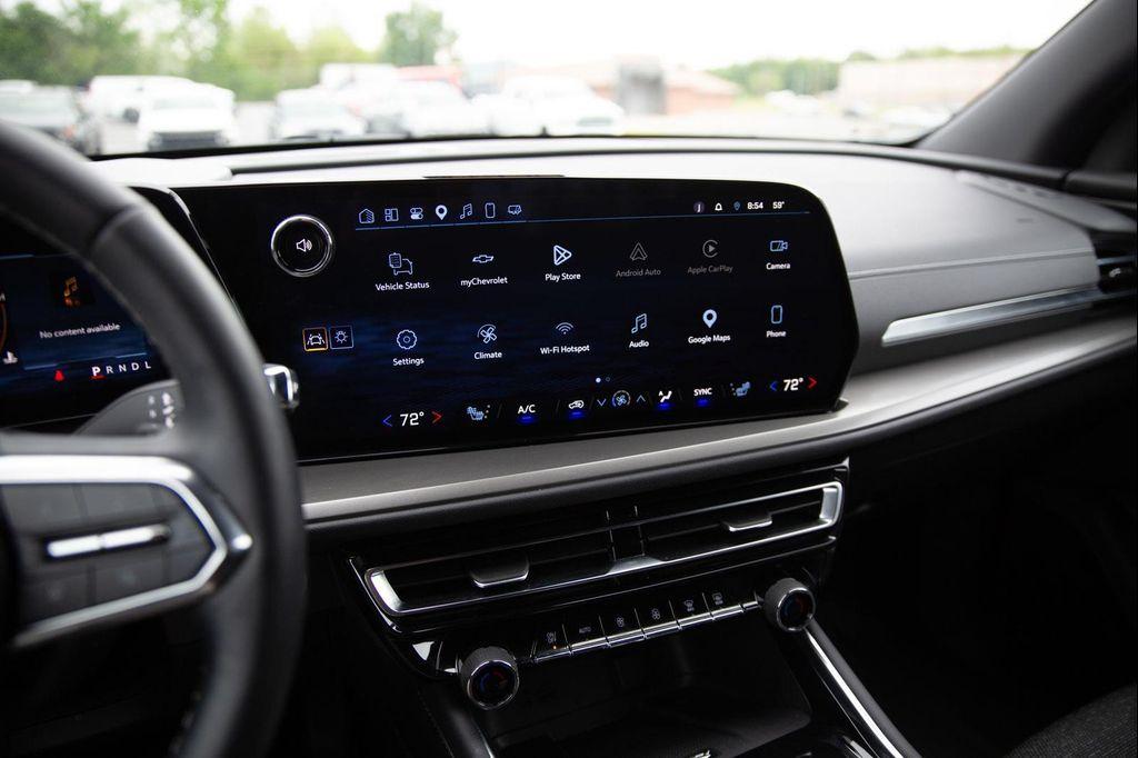 used 2025 Chevrolet Traverse car, priced at $38,500