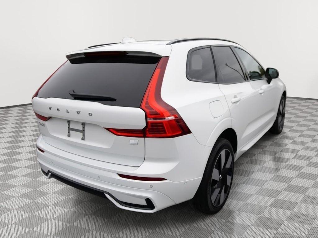 used 2024 Volvo XC60 Recharge Plug-In Hybrid car, priced at $47,500