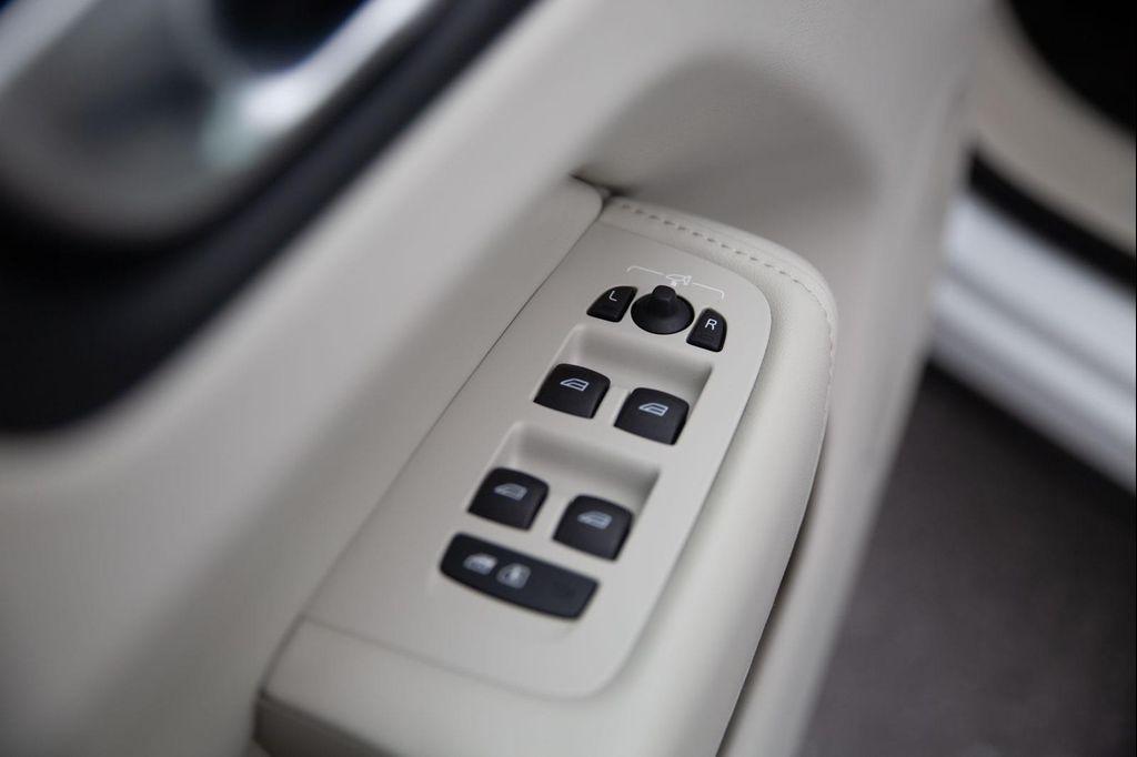 used 2024 Volvo XC60 Recharge Plug-In Hybrid car, priced at $47,500