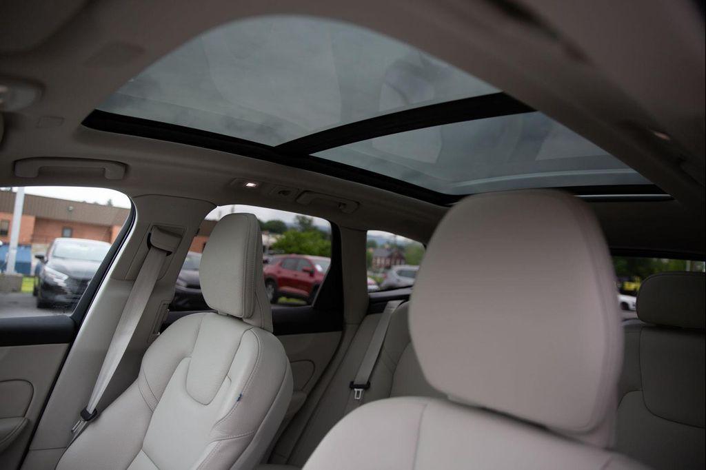 used 2024 Volvo XC60 Recharge Plug-In Hybrid car, priced at $47,500