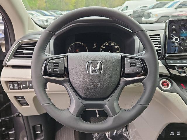 new 2026 Honda Odyssey car, priced at $44,290