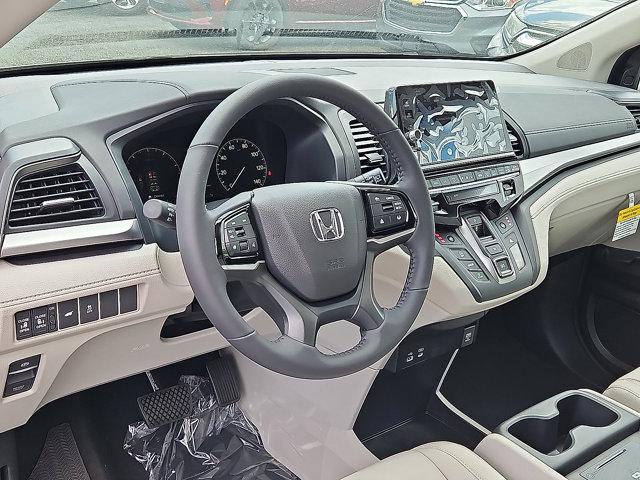 new 2026 Honda Odyssey car, priced at $44,290