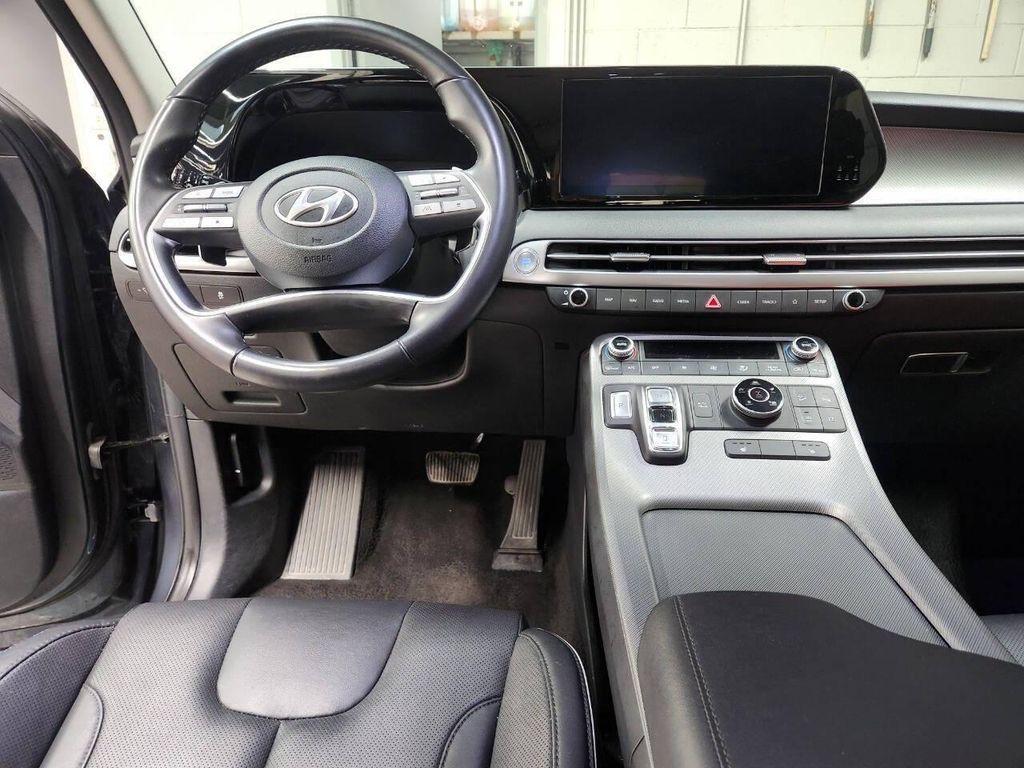 used 2025 Hyundai Palisade car, priced at $35,900