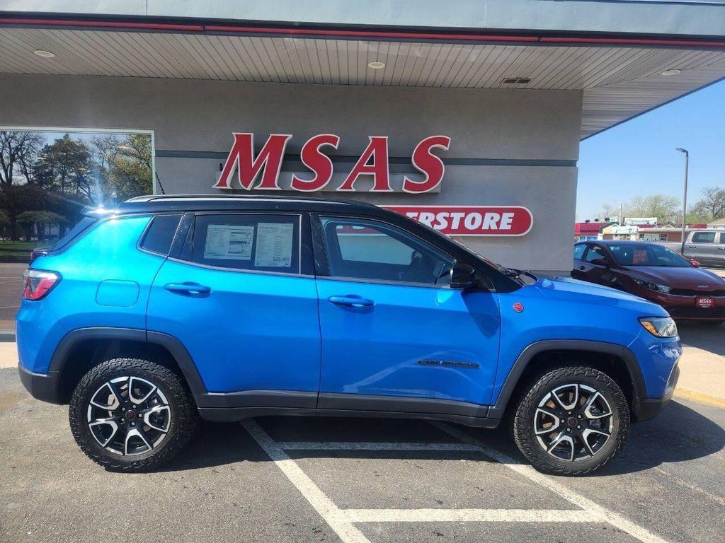 used 2025 Jeep Compass car, priced at $25,900