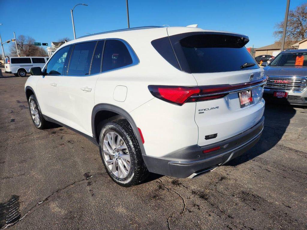 used 2025 Buick Enclave car, priced at $39,900