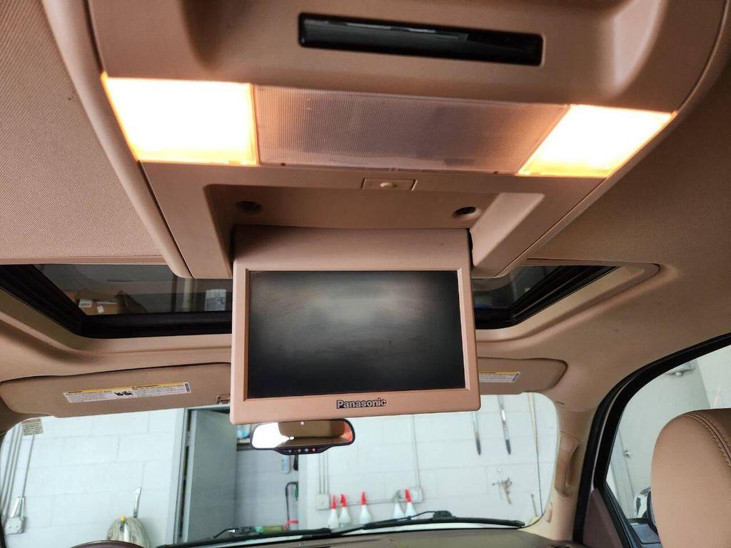 used 2009 Chevrolet Avalanche car, priced at $12,900