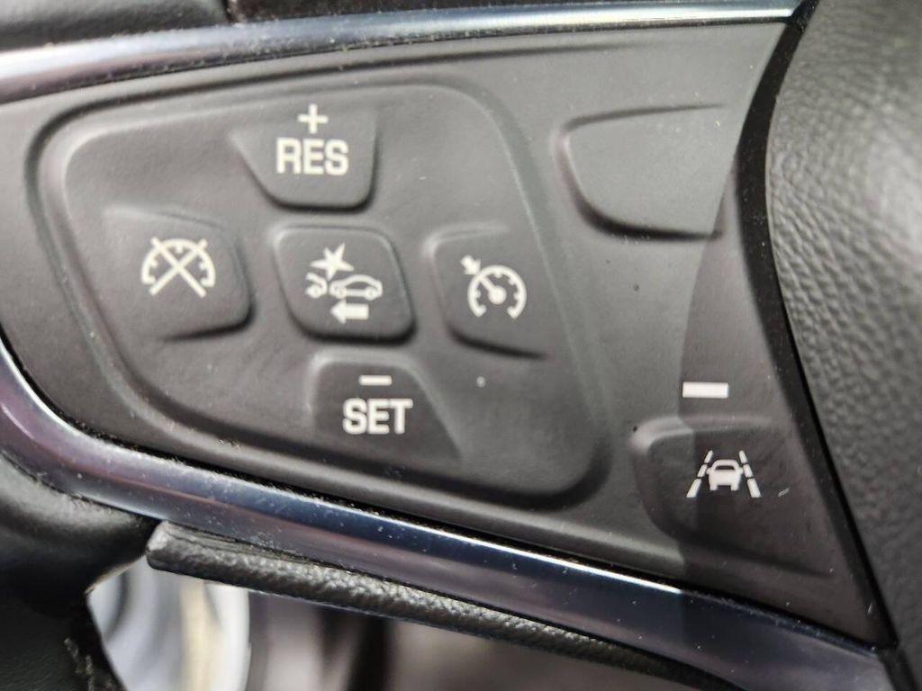 used 2024 Chevrolet Equinox car, priced at $21,900