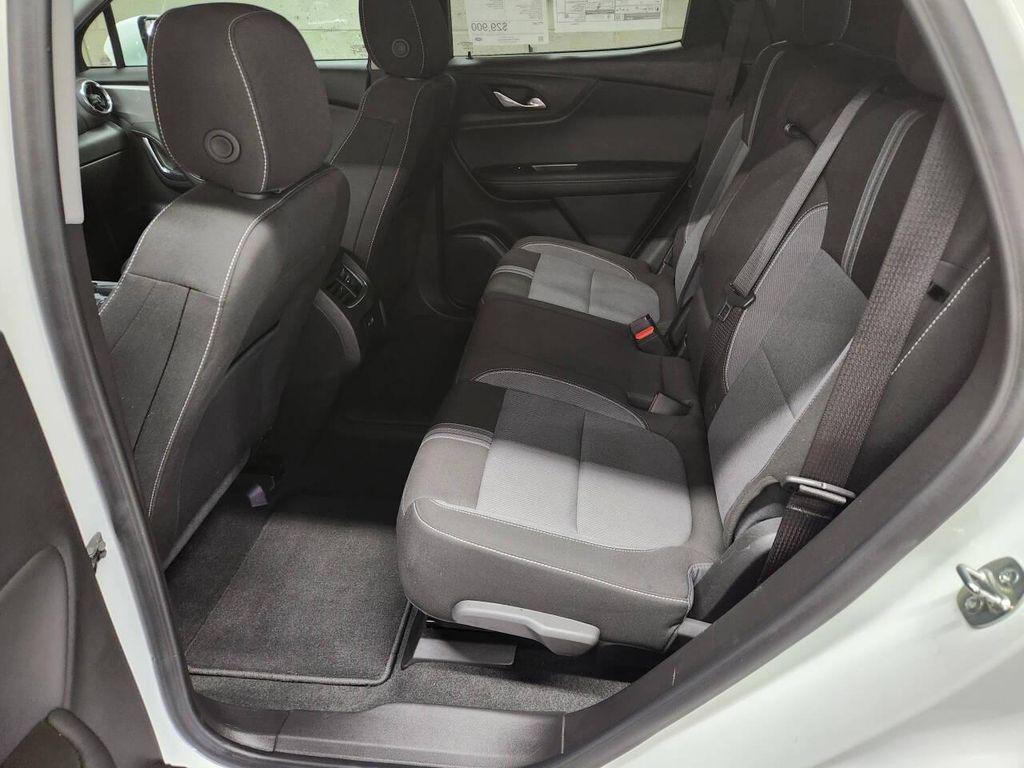 used 2025 Chevrolet Blazer car, priced at $29,900