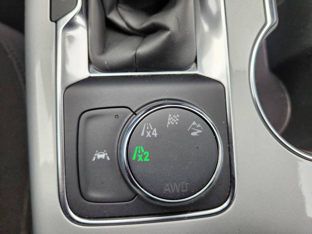 used 2025 Chevrolet Blazer car, priced at $29,900