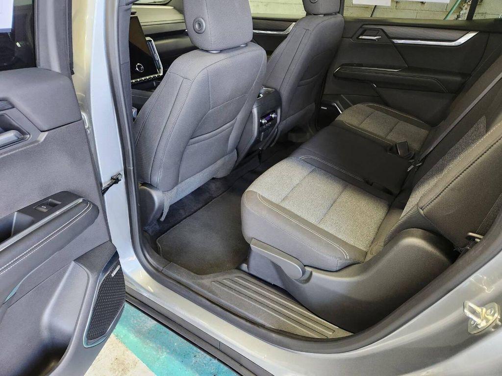 used 2025 GMC Acadia car, priced at $34,900