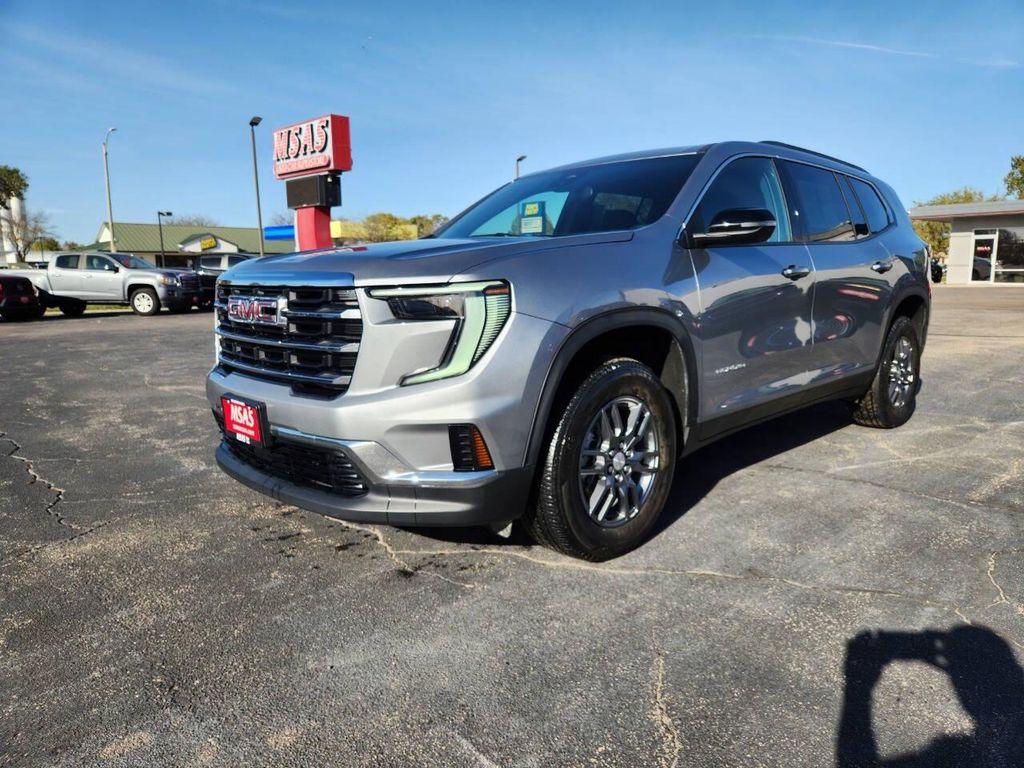used 2025 GMC Acadia car, priced at $34,900