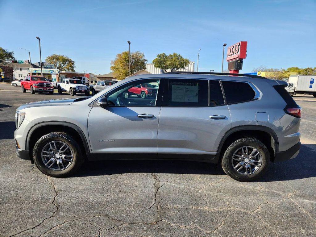 used 2025 GMC Acadia car, priced at $34,900