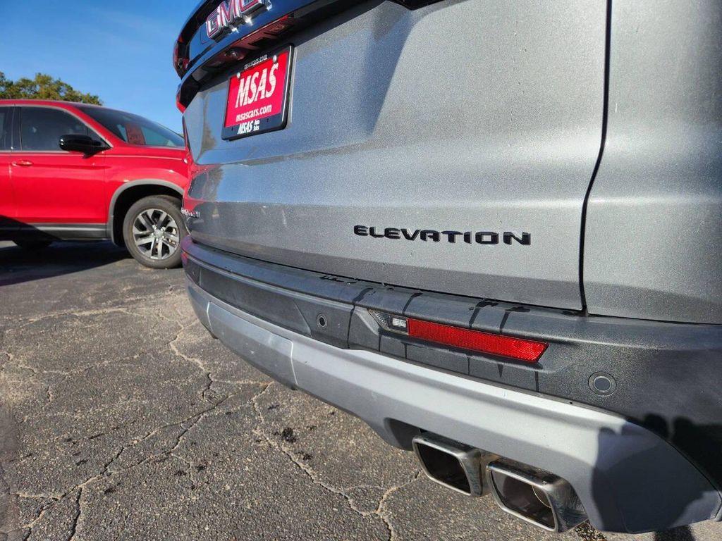 used 2025 GMC Acadia car, priced at $34,900