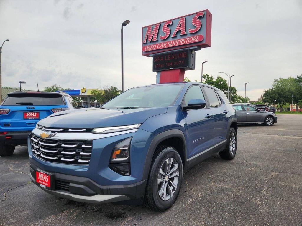 used 2025 Chevrolet Equinox car, priced at $28,900