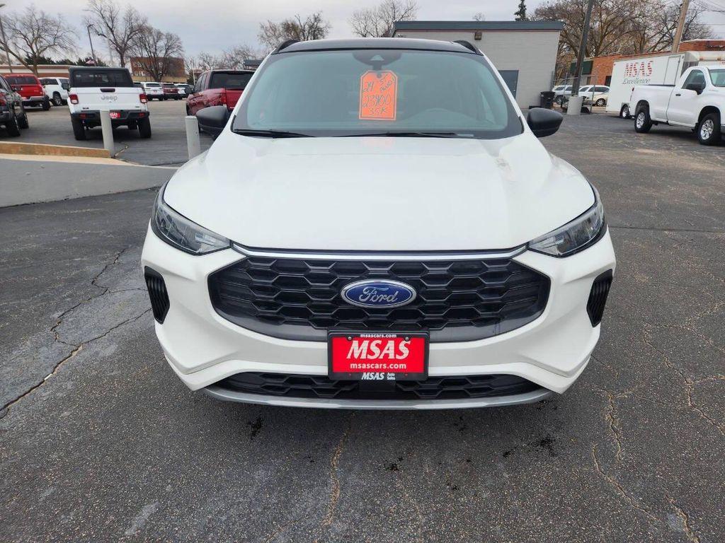 used 2024 Ford Escape car, priced at $23,900