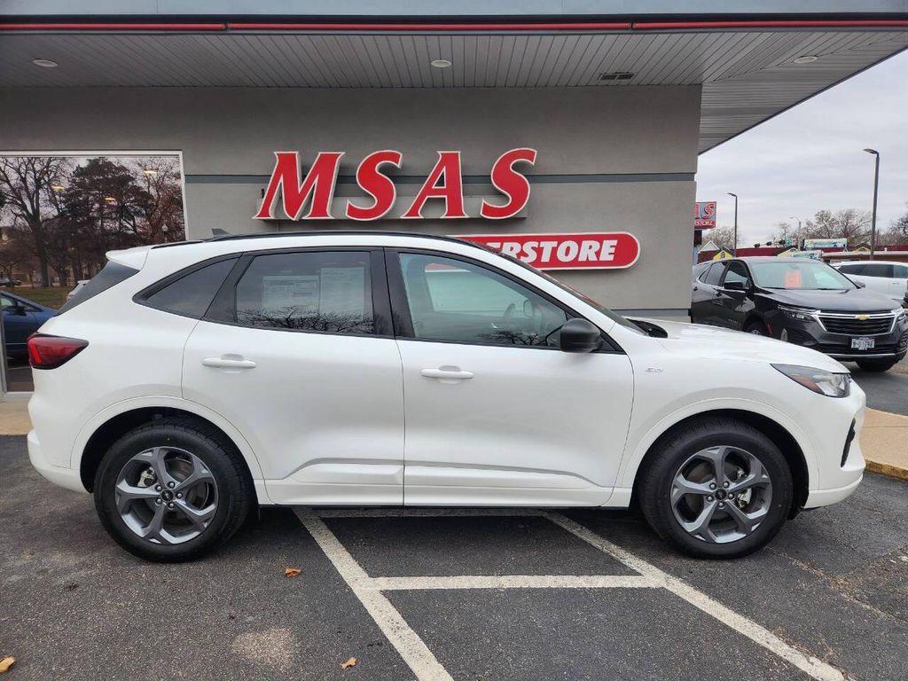 used 2024 Ford Escape car, priced at $23,900