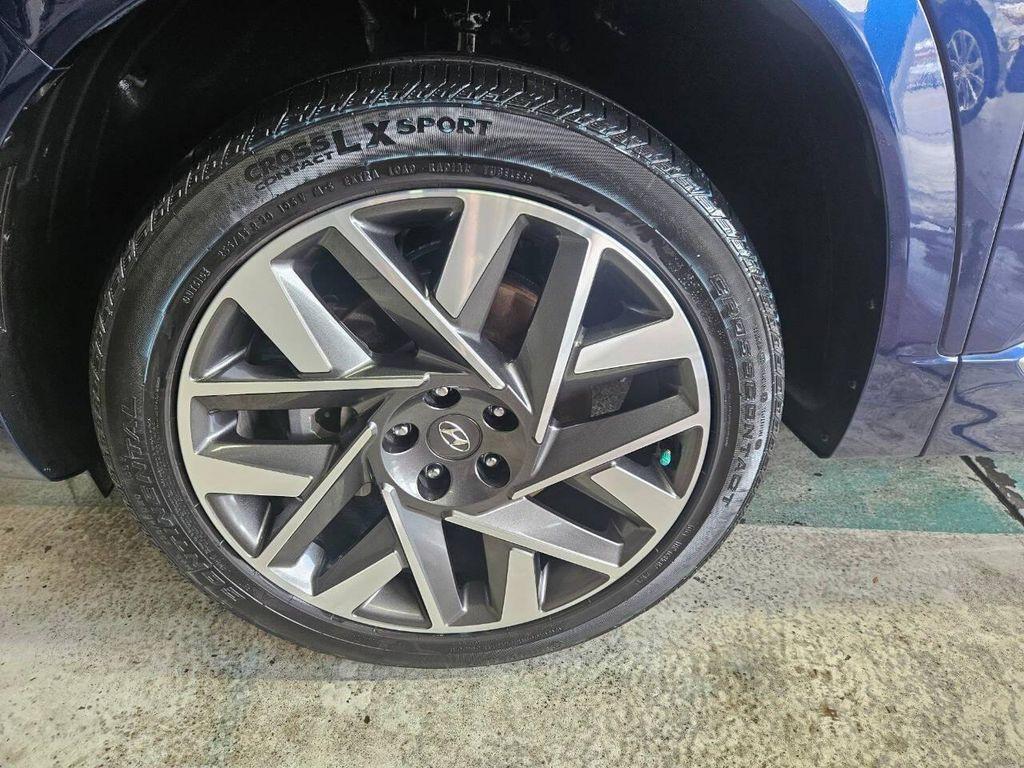 used 2022 Hyundai Santa Fe car, priced at $29,900