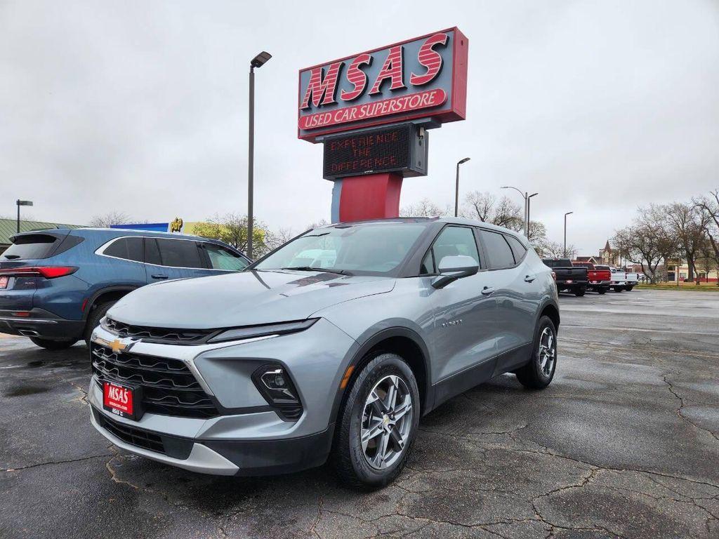 used 2025 Chevrolet Blazer car, priced at $30,900