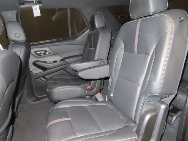 used 2023 Chevrolet Traverse car, priced at $26,292