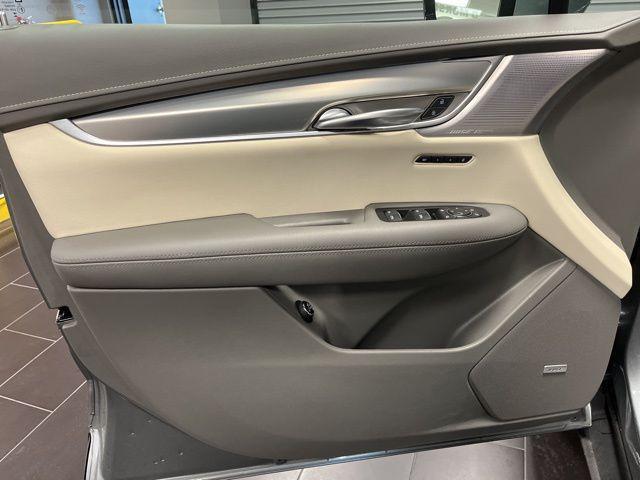 used 2023 Cadillac XT5 car, priced at $33,595