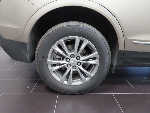 used 2023 Cadillac XT5 car, priced at $31,460